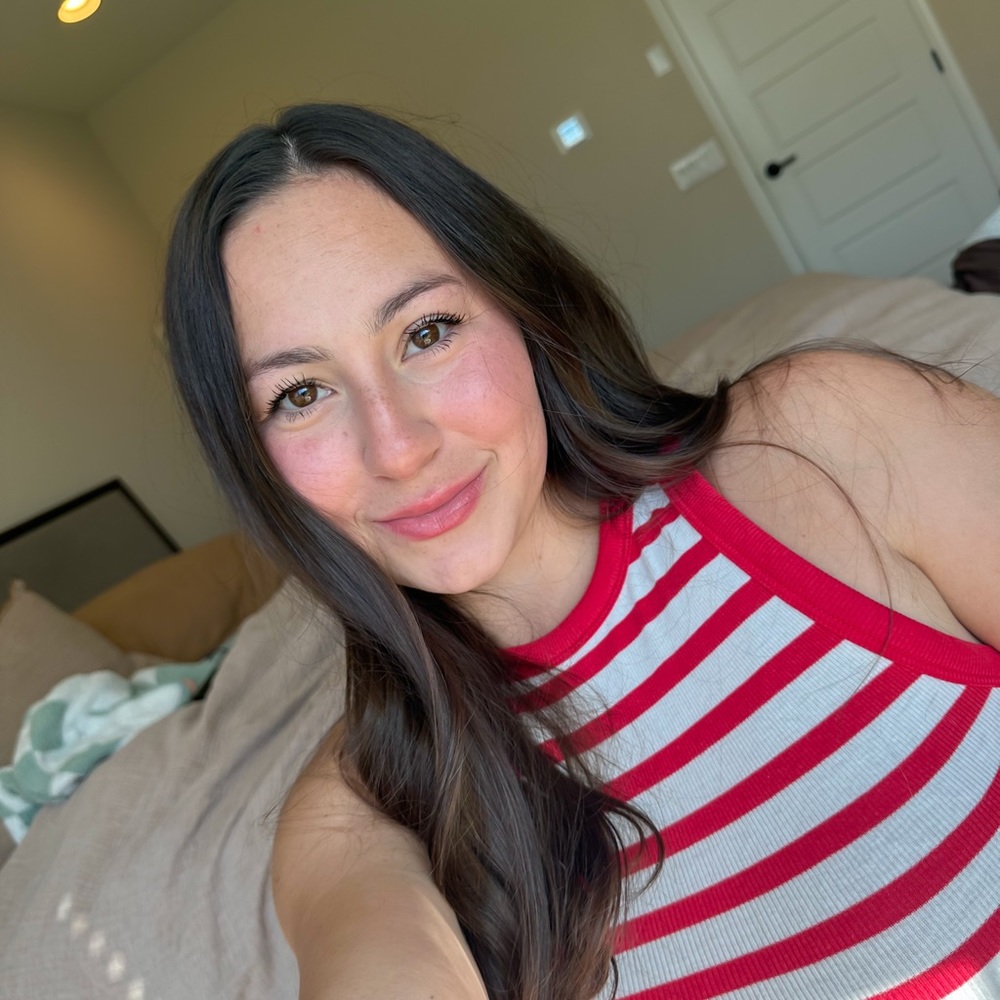 Meet your Posher, Marissa